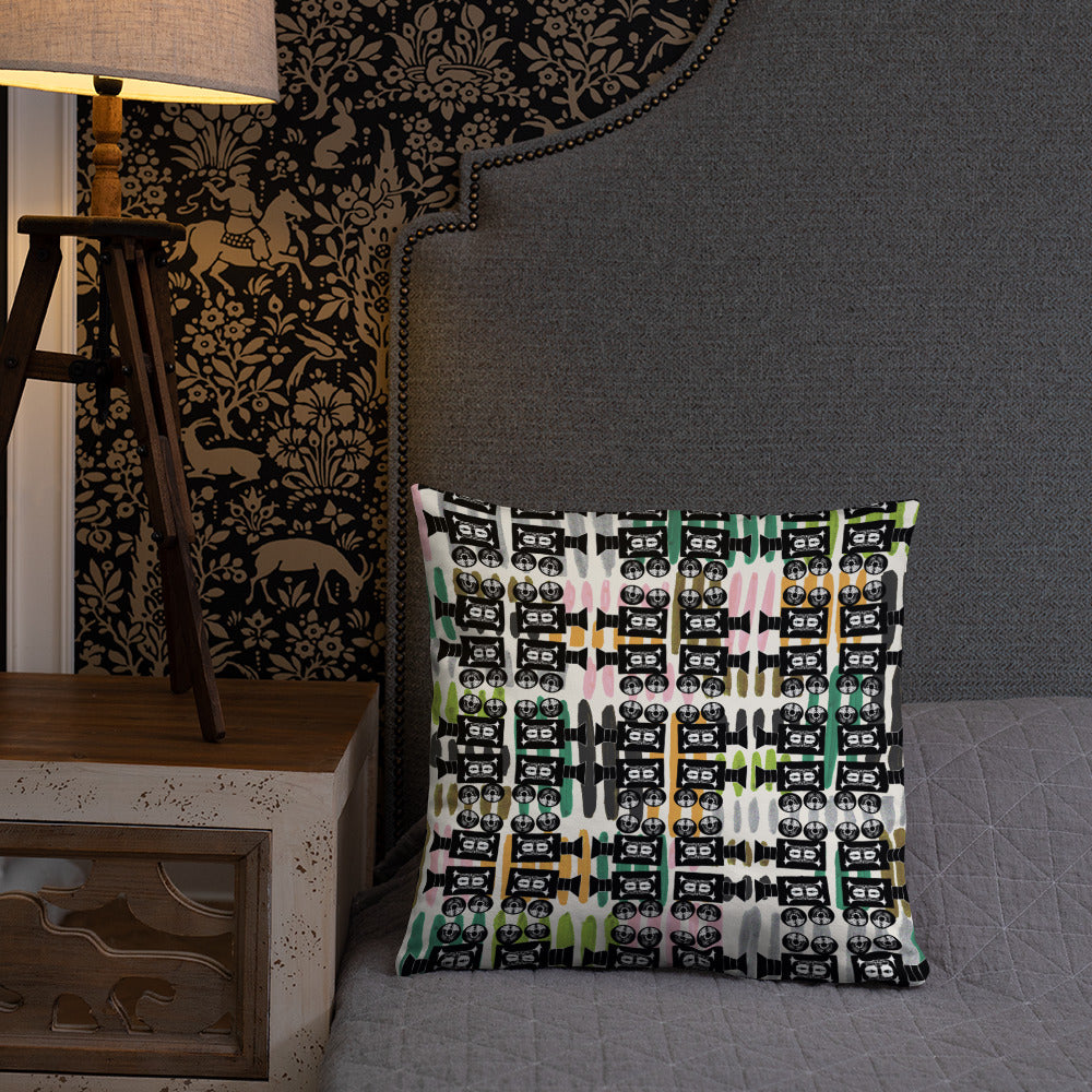 ベーシッククッション・きゃらあくたあロゴモダン【LG003-BC021】