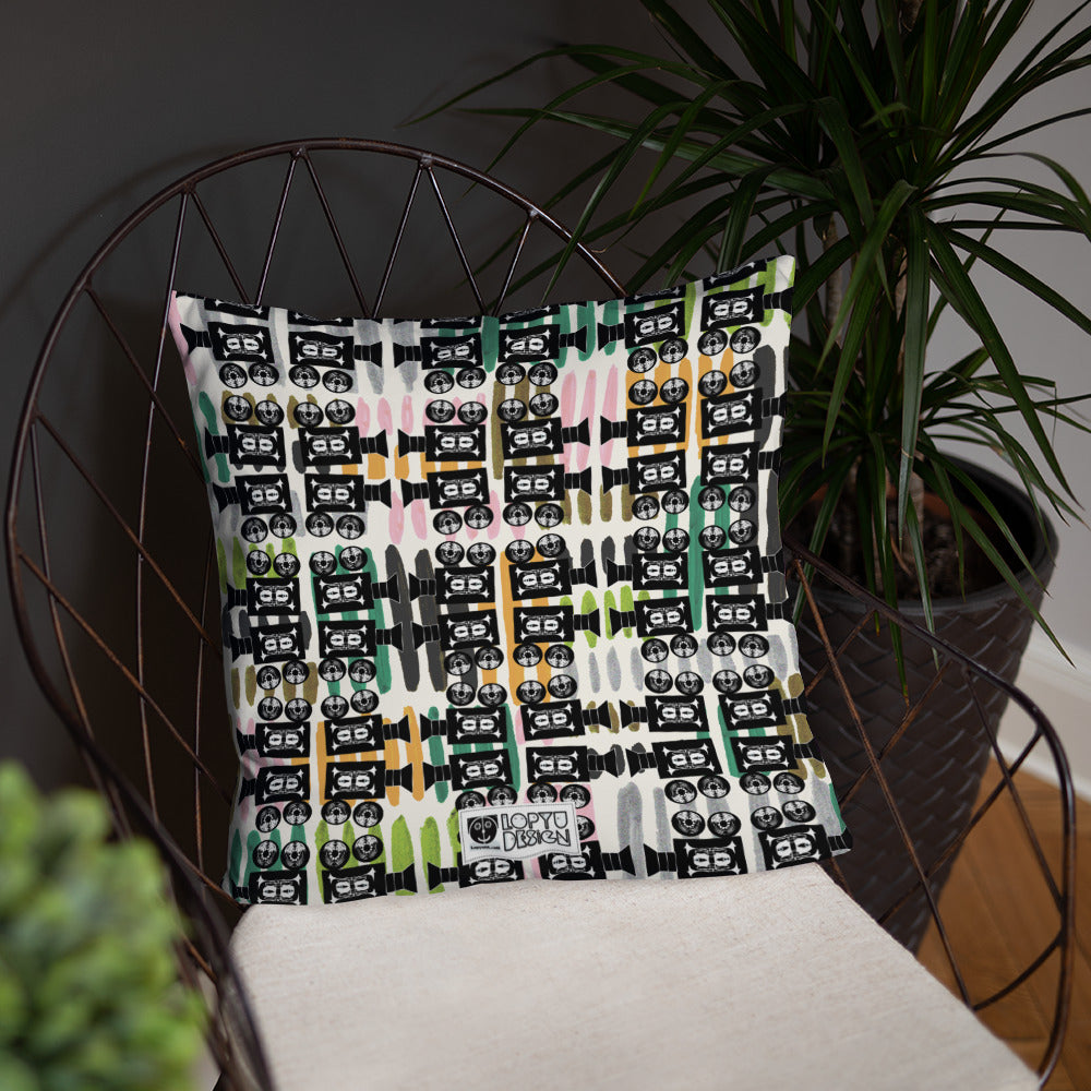 ベーシッククッション・きゃらあくたあロゴモダン【LG003-BC021】