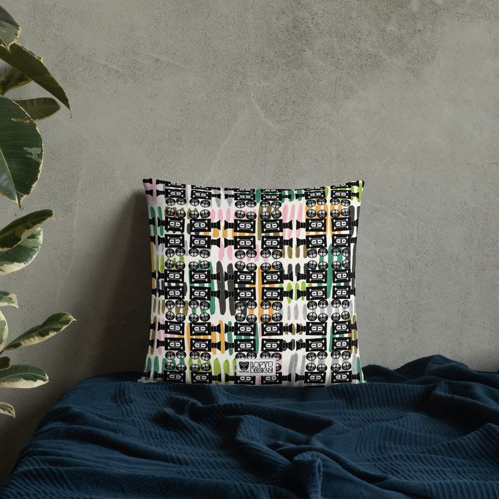 ベーシッククッション・きゃらあくたあロゴモダン【LG003-BC021】