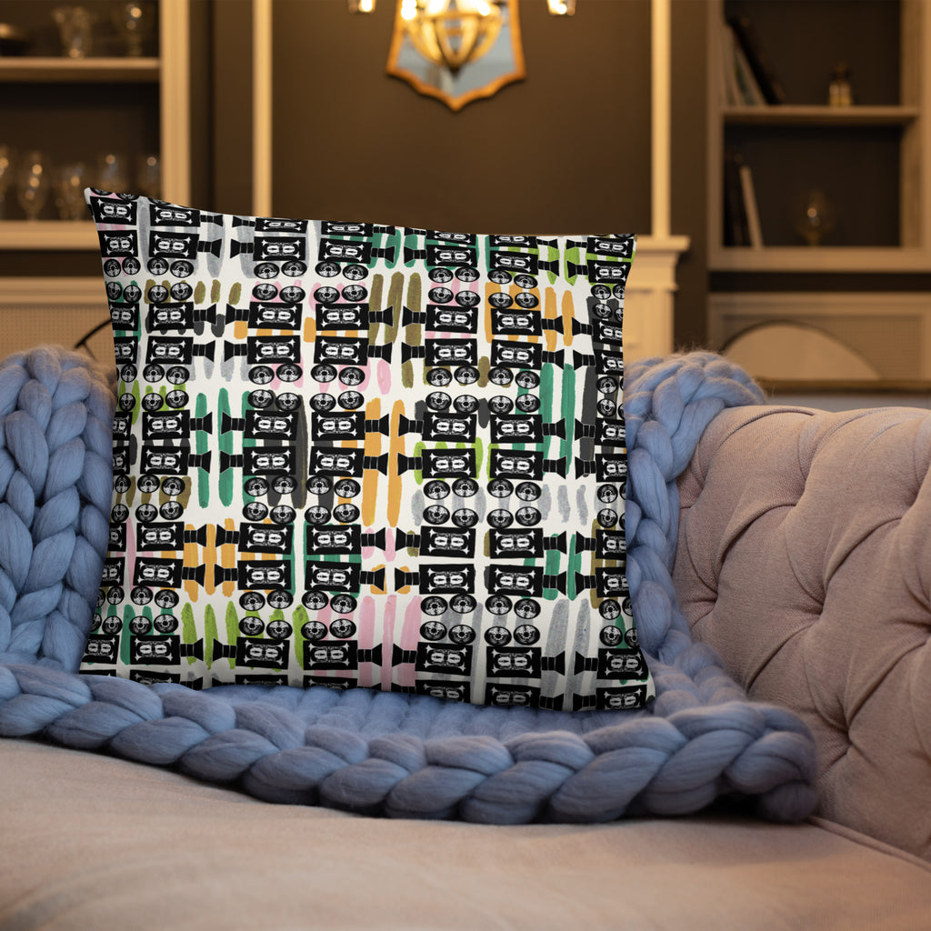 ベーシッククッション・きゃらあくたあロゴモダン【LG003-BC021】