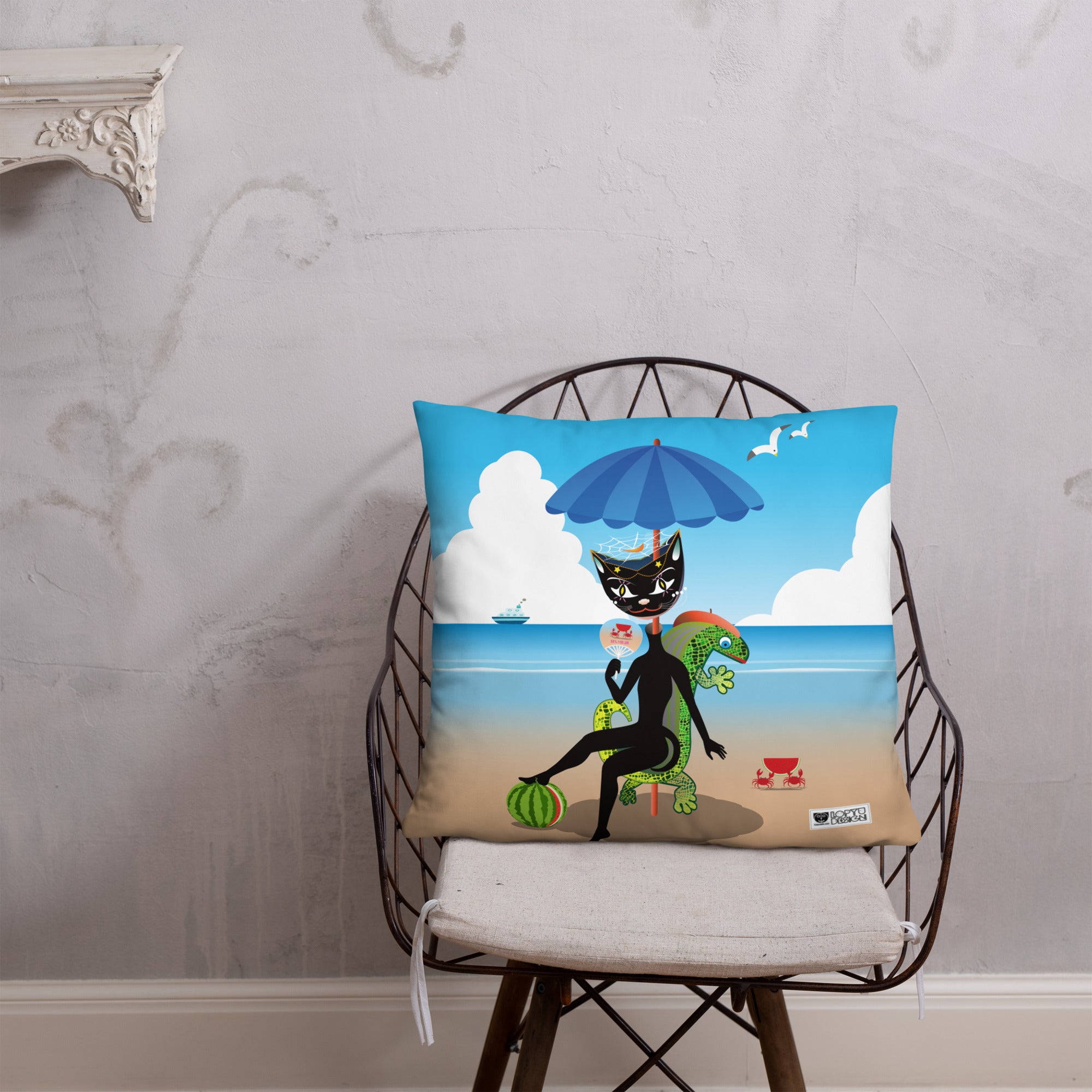 ベーシッククッション・黒猫ガール「甘い生活」【IL005-BC016】