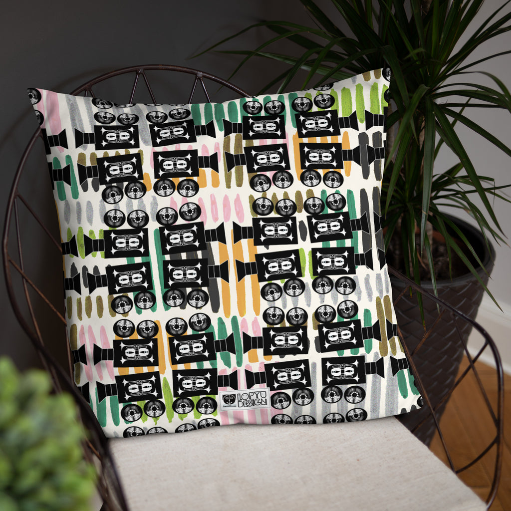 ベーシッククッション・きゃらあくたあロゴモダン【LG003-BC021】