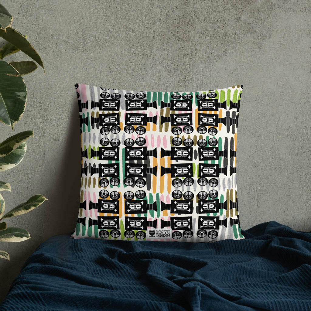 ベーシッククッション・きゃらあくたあロゴモダン【LG003-BC021】